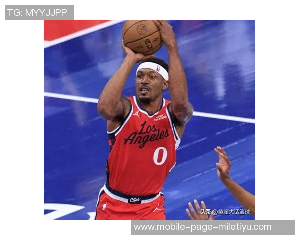 比尔自信发声愿意承担防守重任力争成为对手心中的障碍 比尔自信发声愿意承担防守重任力争成为对手心中的障碍